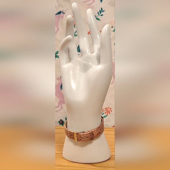 Vintage Yves Bertelin Boho Casual Neutral Watch w/ Bling Pink Croc Leather Band - Picture 3 of 5